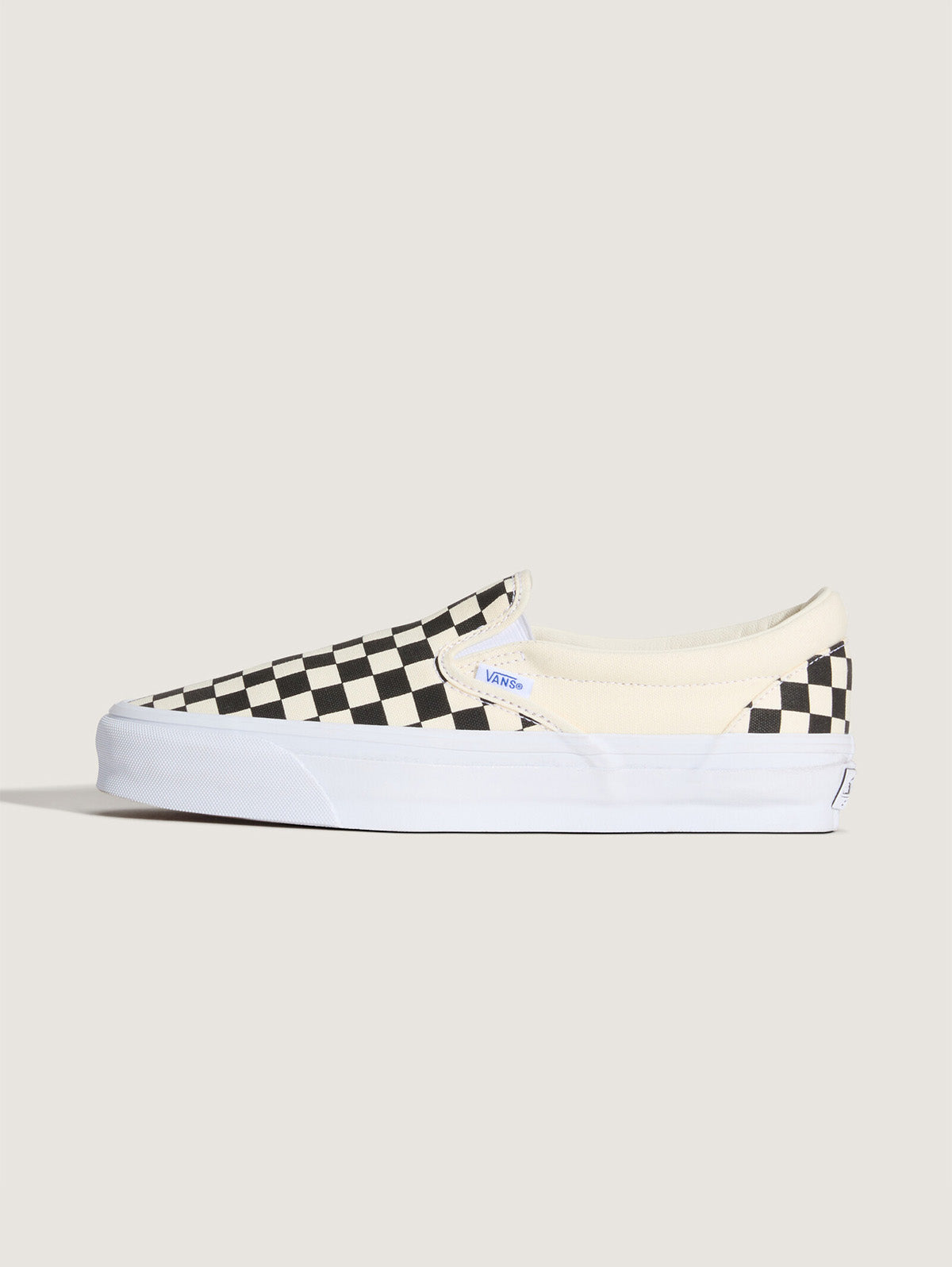 (CHECKERBOARD) BLACK