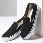 Tenis Classic Slip-On Negro 17