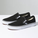 Tenis Classic Slip-On Negro 18